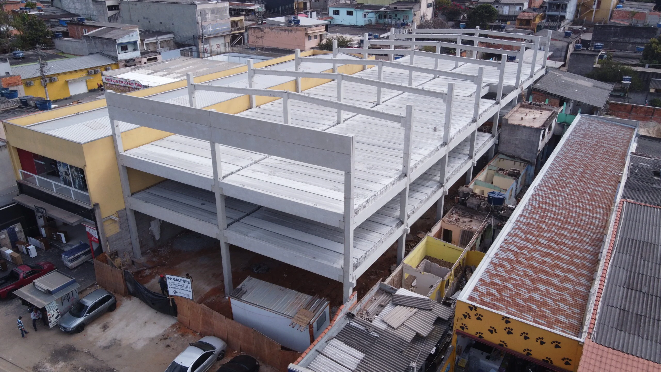 Galpão pré-moldado construído pela PP Galpões